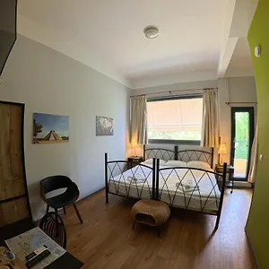 3* Pensión Rentrooms